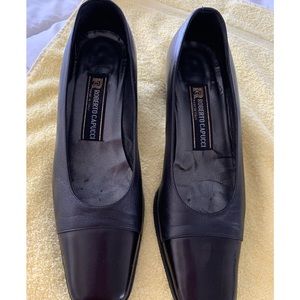 Roberto Capucci made in Italy woman’s black shoe size 9